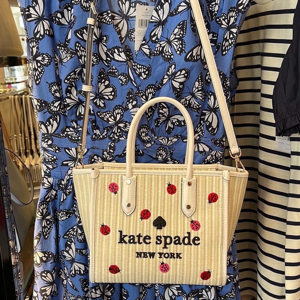 Kate Spade Ella Small Ladybug Tote Bag
COLOR:
Natural Multi
NWT - Picture 11 of 16